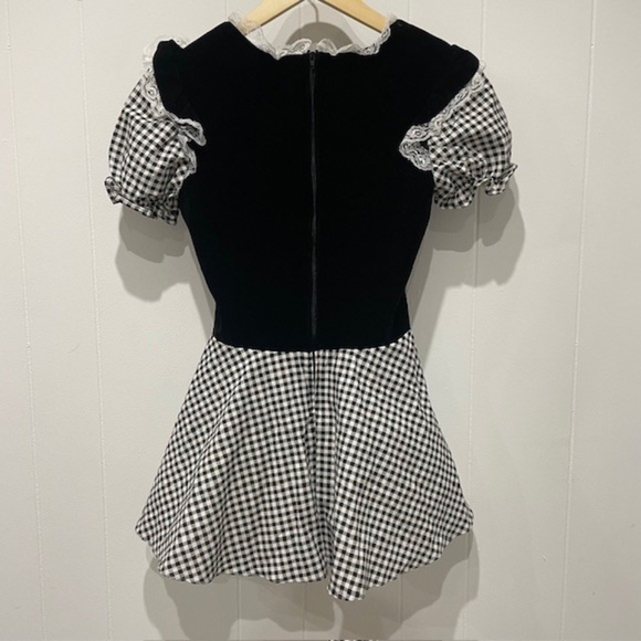 Halloween Costume // Little Bo Peep // Charades - Picture 2 of 5